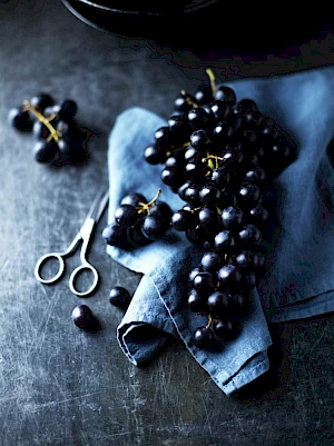 M&S Black Grapes